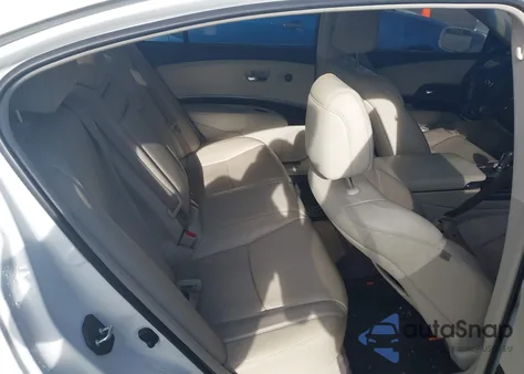 2016 Acura Rlx Technology Package z USA, uszkodzony, nr VIN JH4KC1F54GC000177